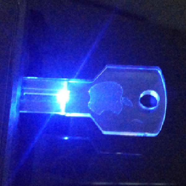 Transparent Luminous USB